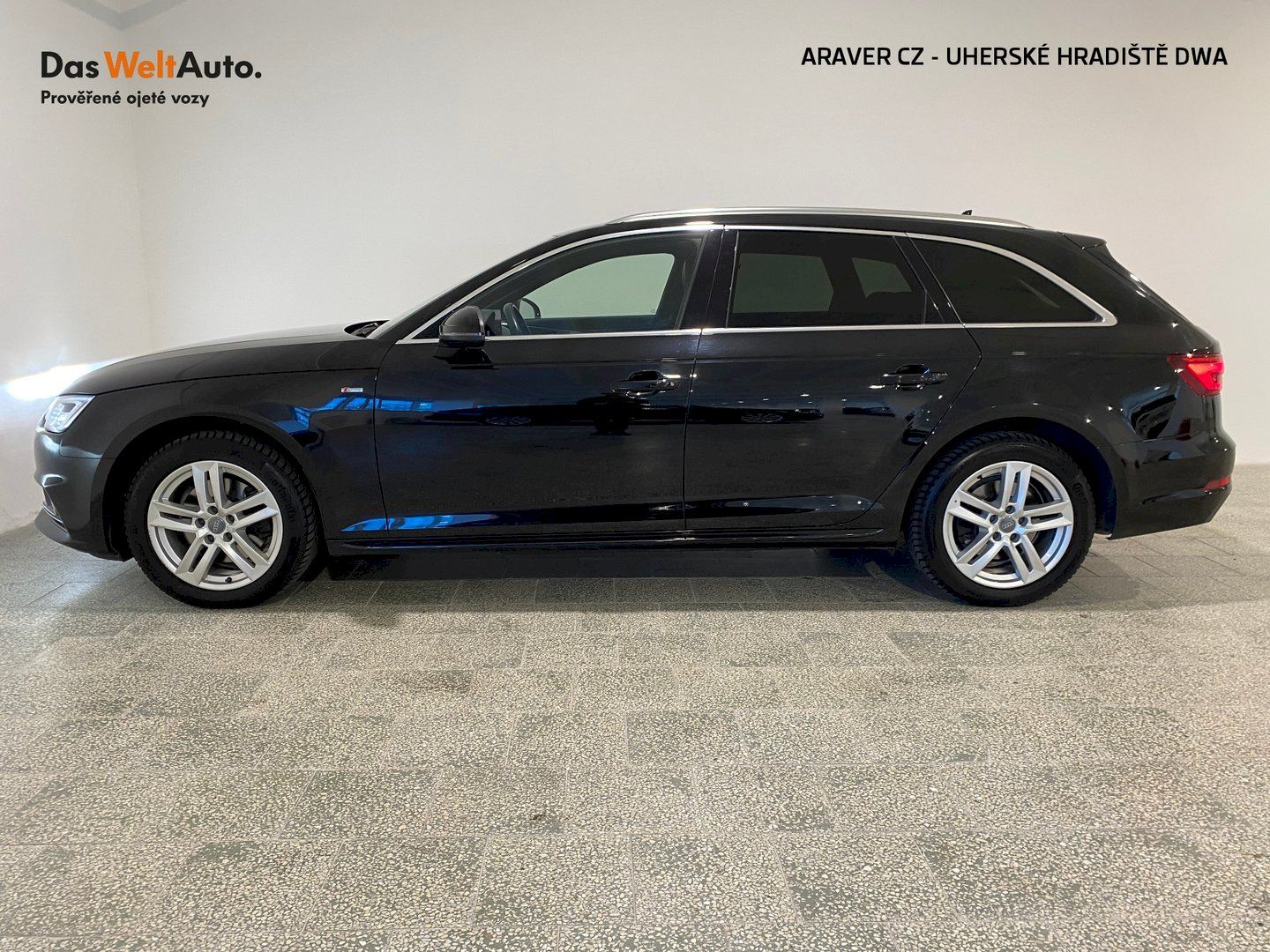 Audi A4 Avant, 2.0 TFSI 125kW G-Tron - fotka 4