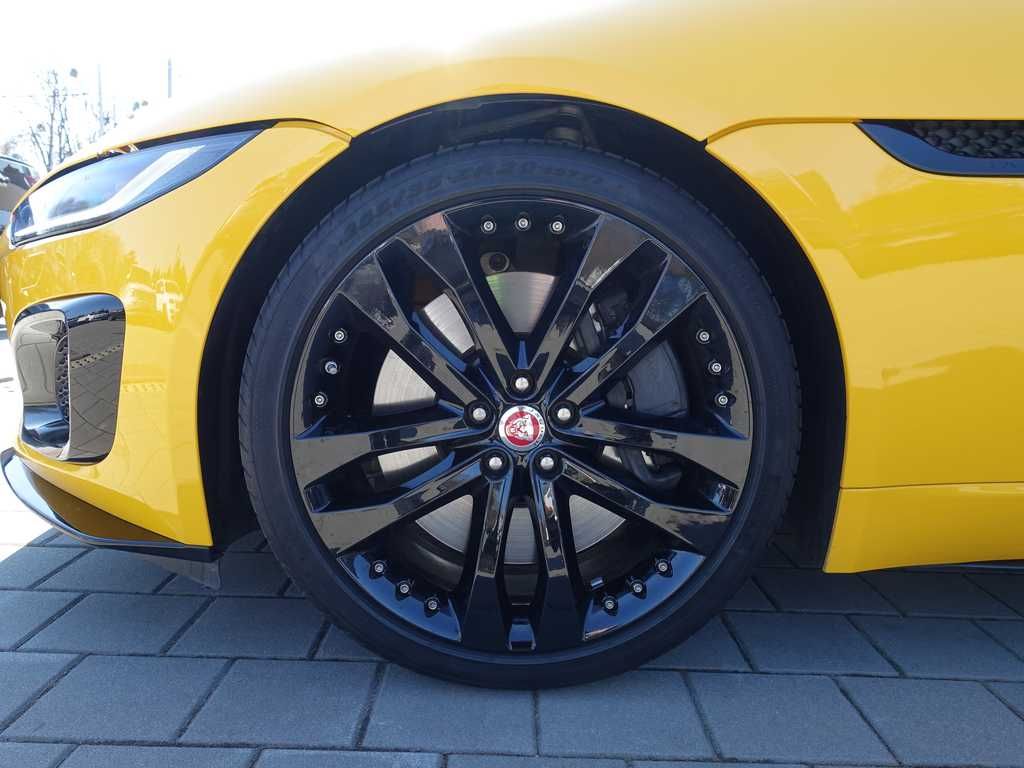 Jaguar F-Type, 5,0 V8 R P575 - fotka 2