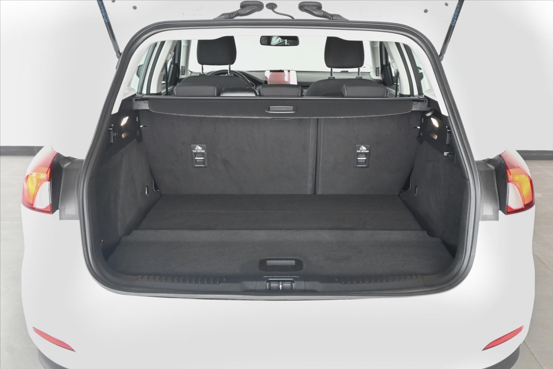 Ford Focus, 1,5 EcoBlue 88 kW AT/8 Titaniu - fotka 6