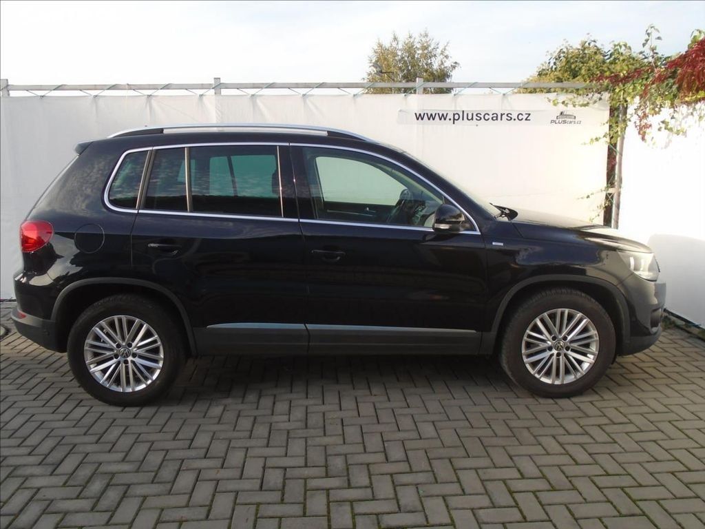 Volkswagen Tiguan, 1,4 TSi, 90kW *SERVISNÍ KNIHA* - fotka 6