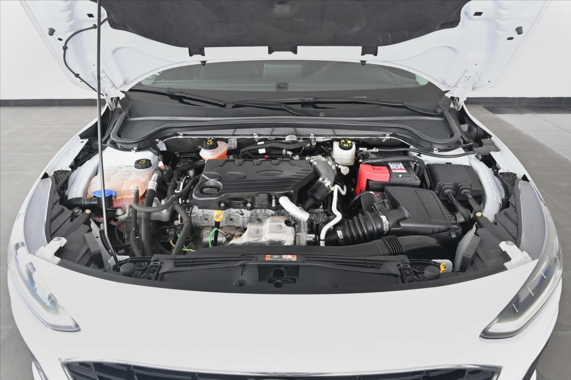 Ford Focus, 1,5 EcoBlue 88 kW AT/8 Titaniu - fotka 5