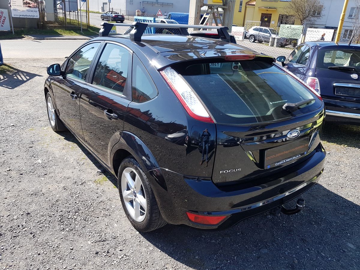 Ford Focus, 1.4i 59KW KLIMA - fotka 4