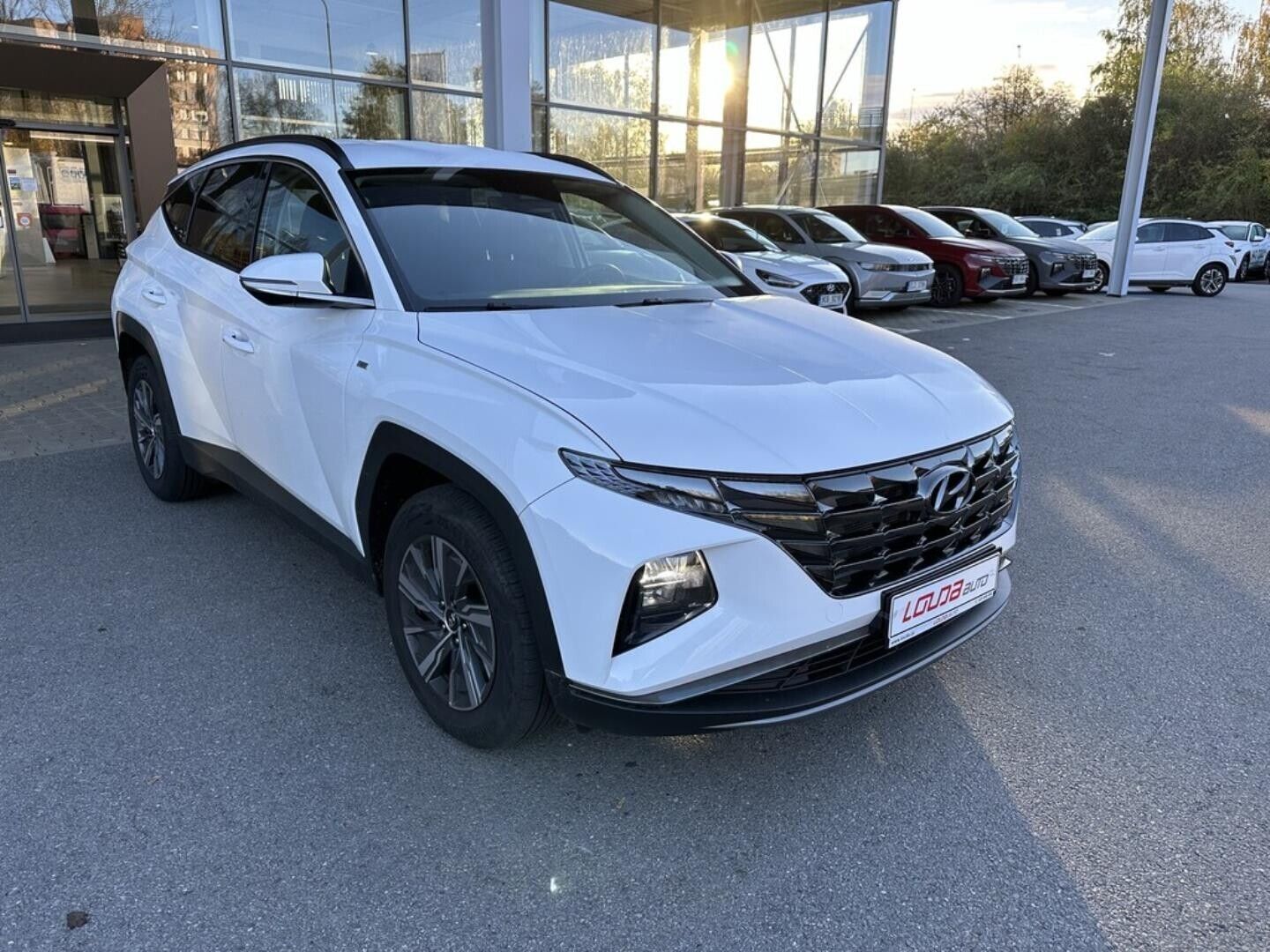 Hyundai Tucson, MY23 Smart DCT 1,6 T-GDI 4x2 - fotka 3