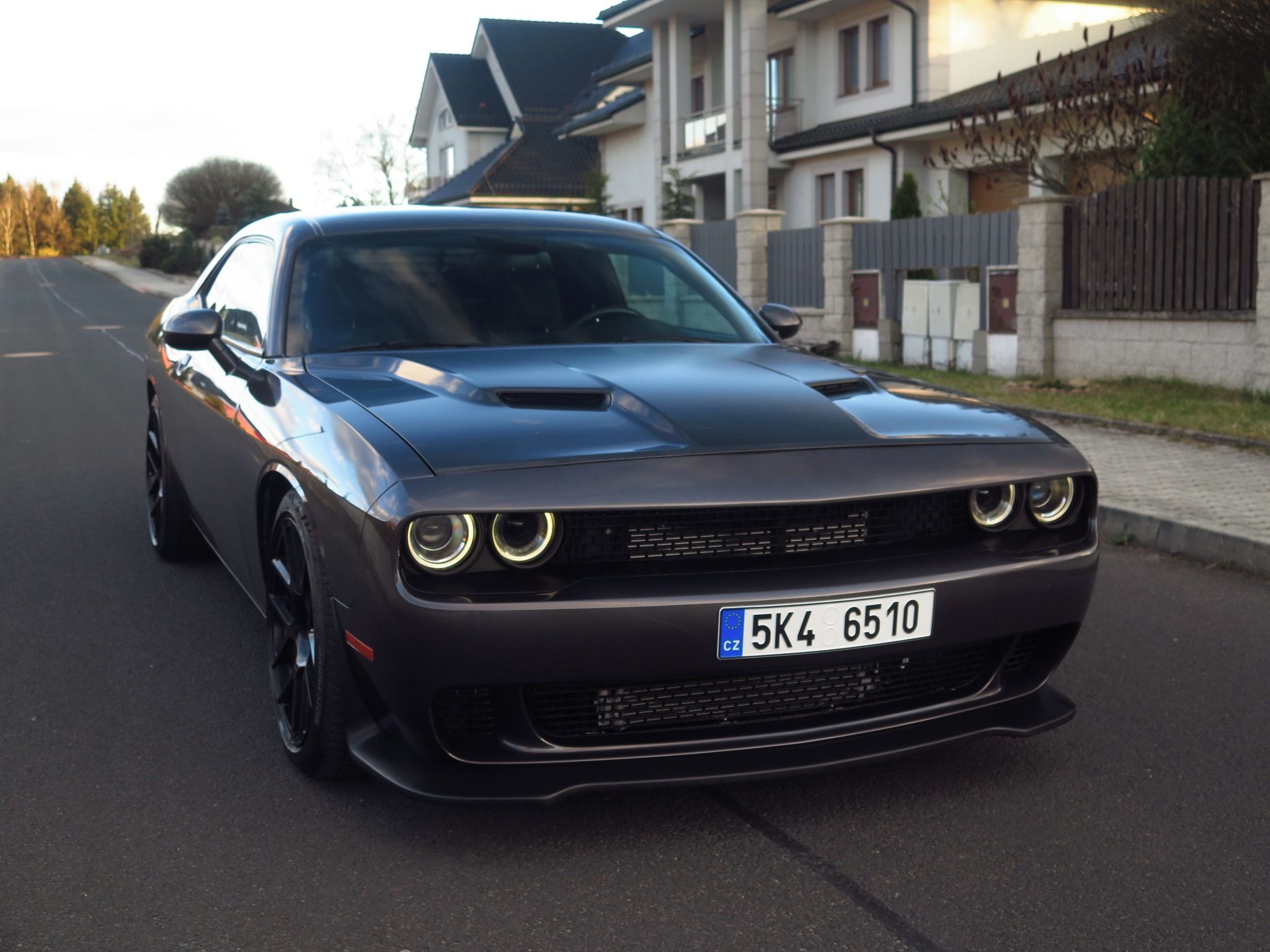 Dodge Challenger, 5.7 V8 - MANUAL - kůže