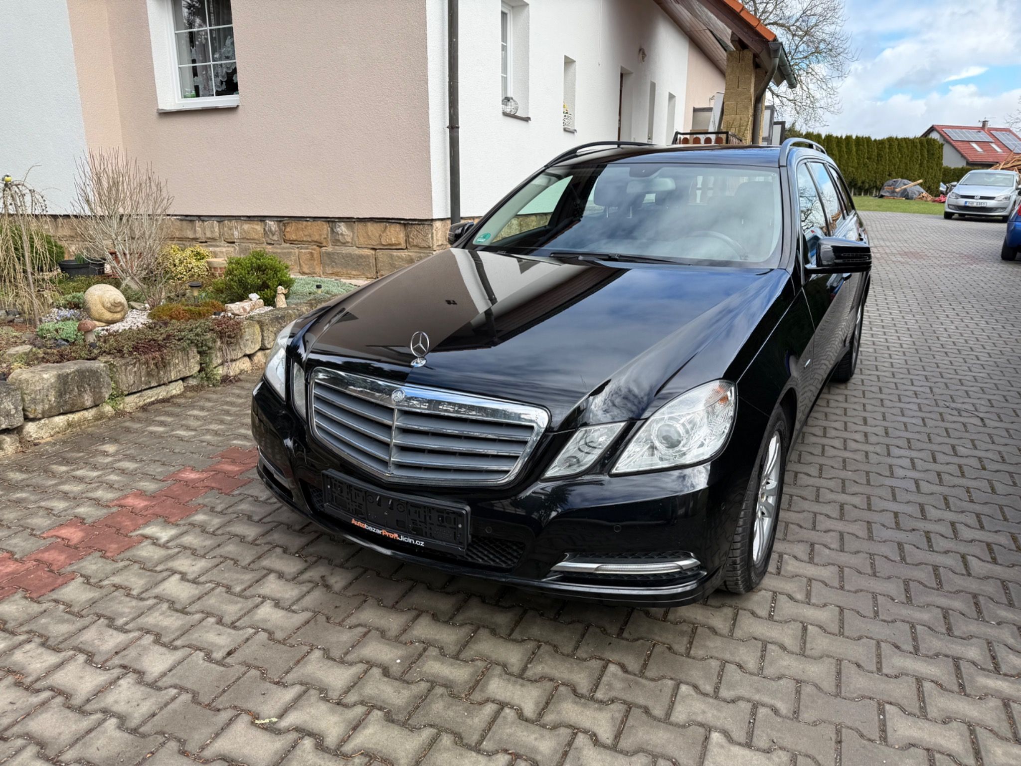 Mercedes-Benz Třídy E, E 200/ 1,8i , Tažné , combi - fotka 5