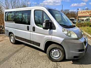 3.0 HDI  9 sedadel 1. majitel