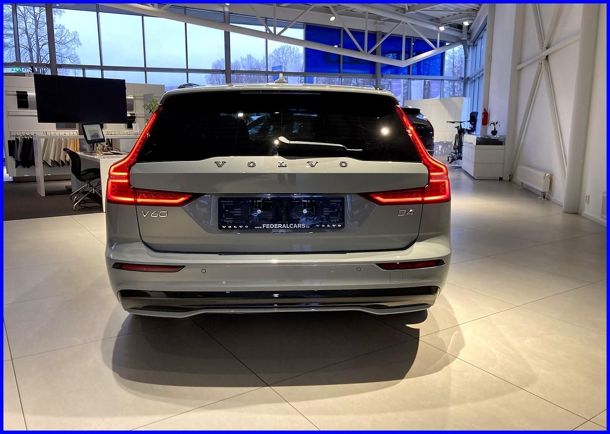 Volvo V60, B4 PLUS DARK MY26 - fotka 6