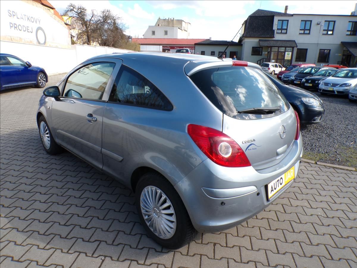 Opel Corsa, 1,2 16V - fotka 4