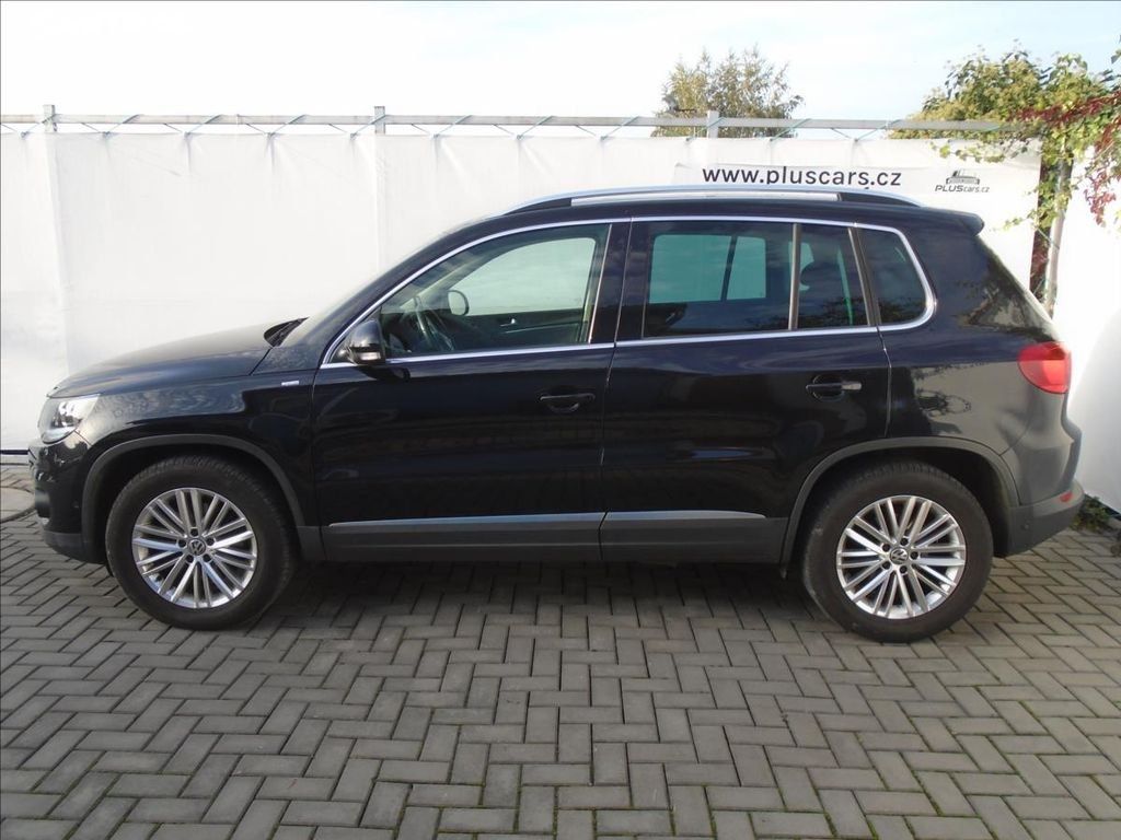 Volkswagen Tiguan, 1,4 TSi, 90kW *SERVISNÍ KNIHA* - fotka 3