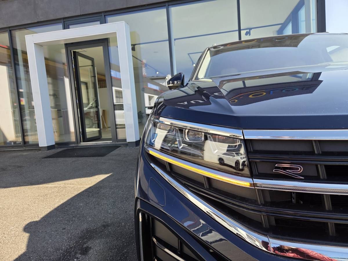 Volkswagen Touareg, R-Line 3.0 TDI 210 kW 4M - fotka 6
