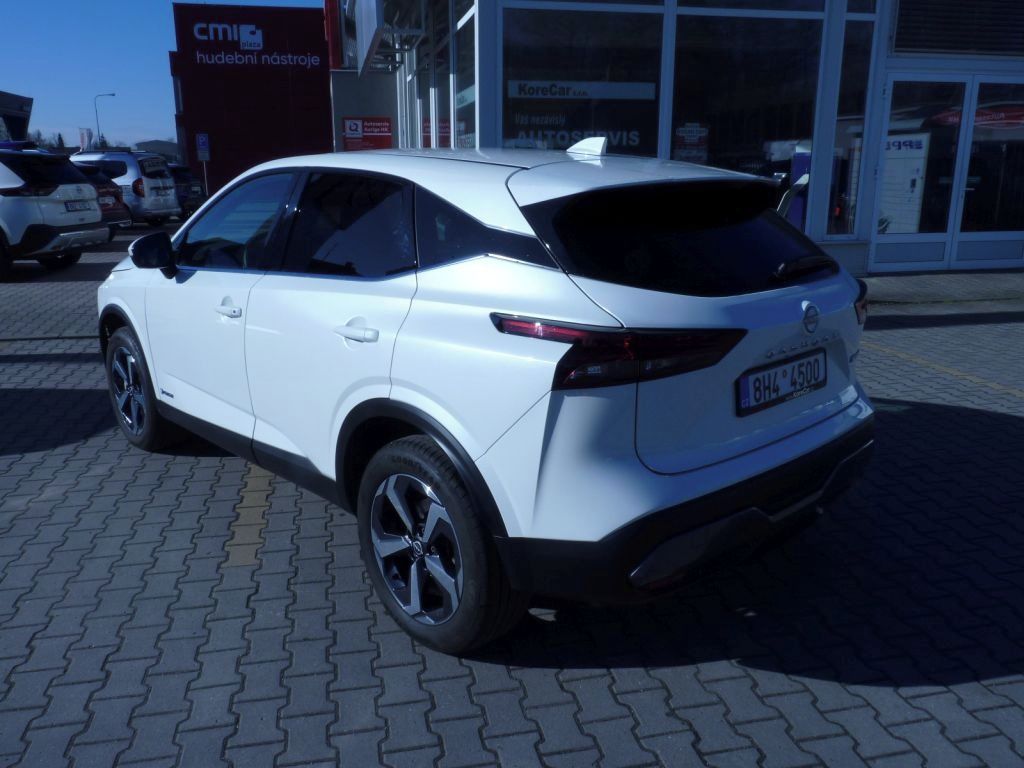 Nissan Qashqai, 1.5i 190PS E-Pow N-Conn ČR 1.M - fotka 3