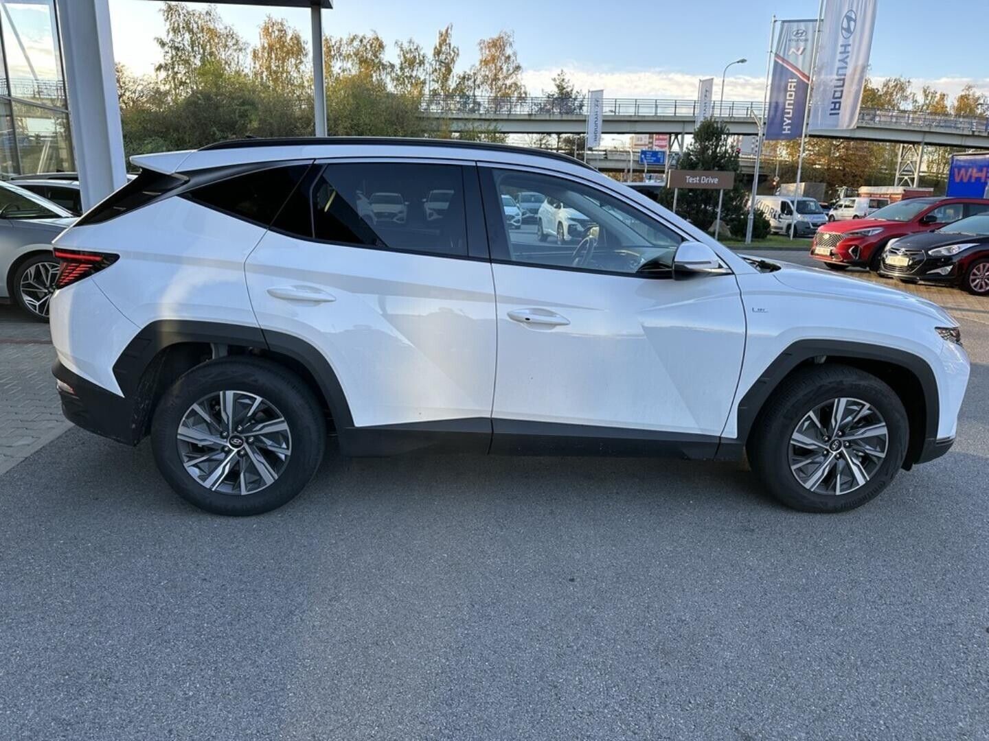 Hyundai Tucson, MY23 Smart DCT 1,6 T-GDI 4x2 - fotka 4