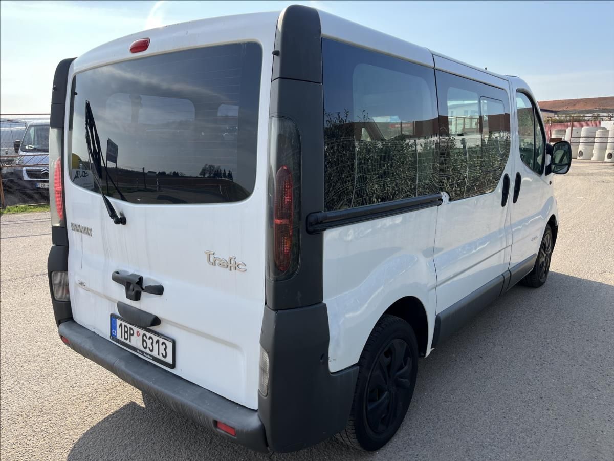 Renault Trafic, 1.9 dCi 6.MÍST STK 11/2027 - fotka 6