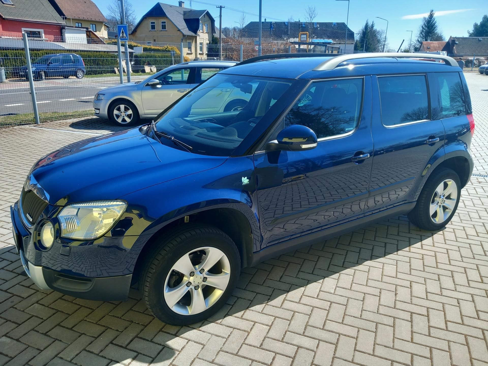 Škoda Yeti, 1,6TDi TOPSTAV 1.MAJ. ZADÁNO ! - fotka 3