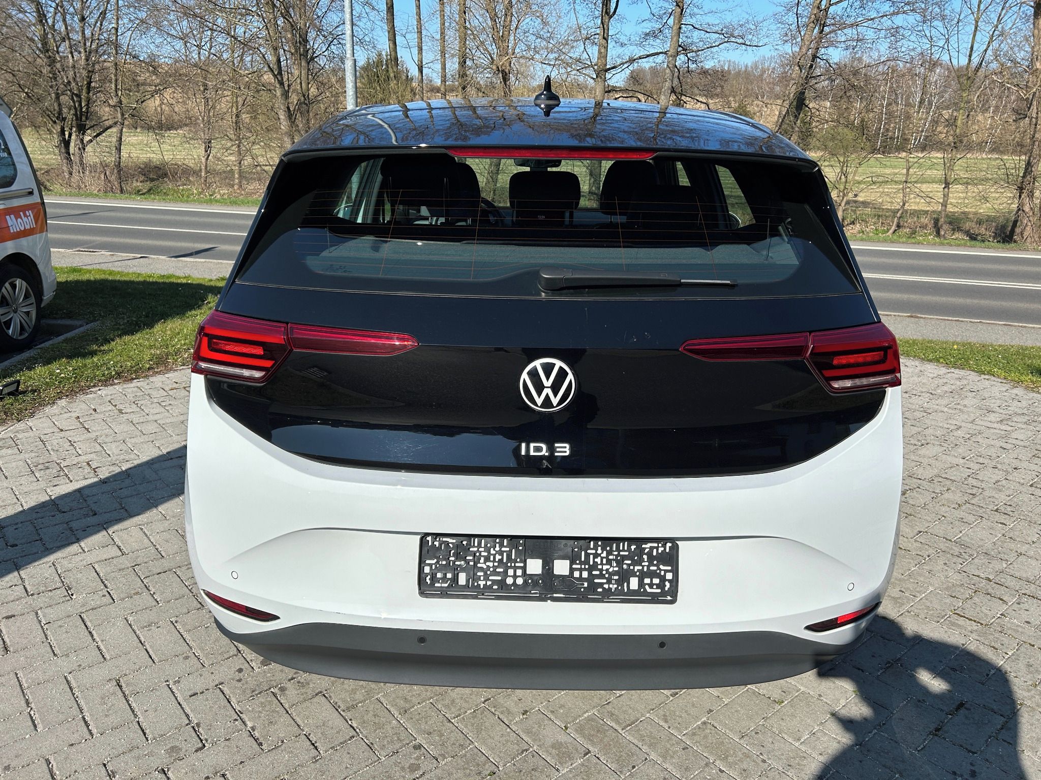 Volkswagen ID.3, Pro 107kw a 58kwh - fotka 6