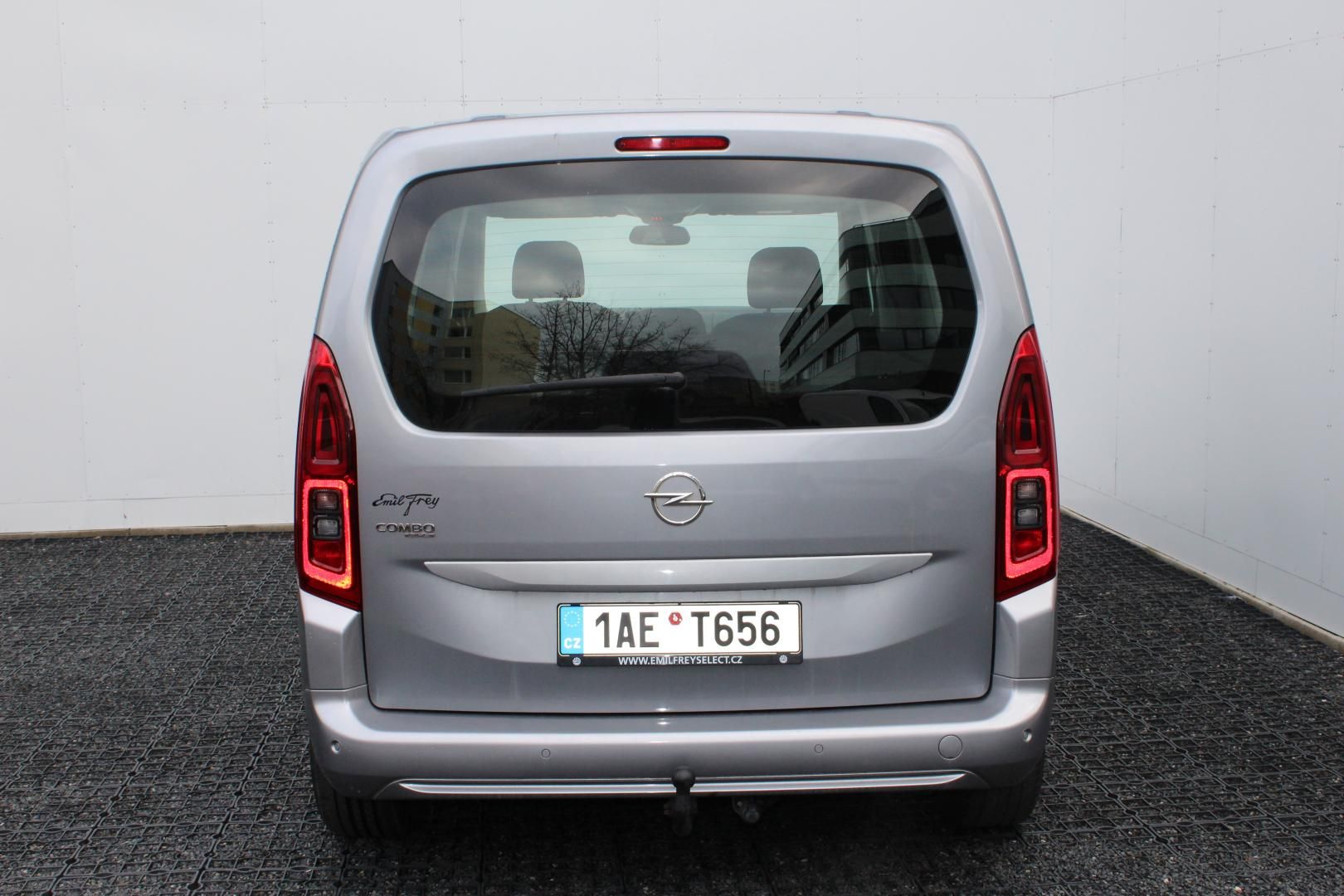 Opel Combo, 1,5 BlueHDi 130k - fotka 3