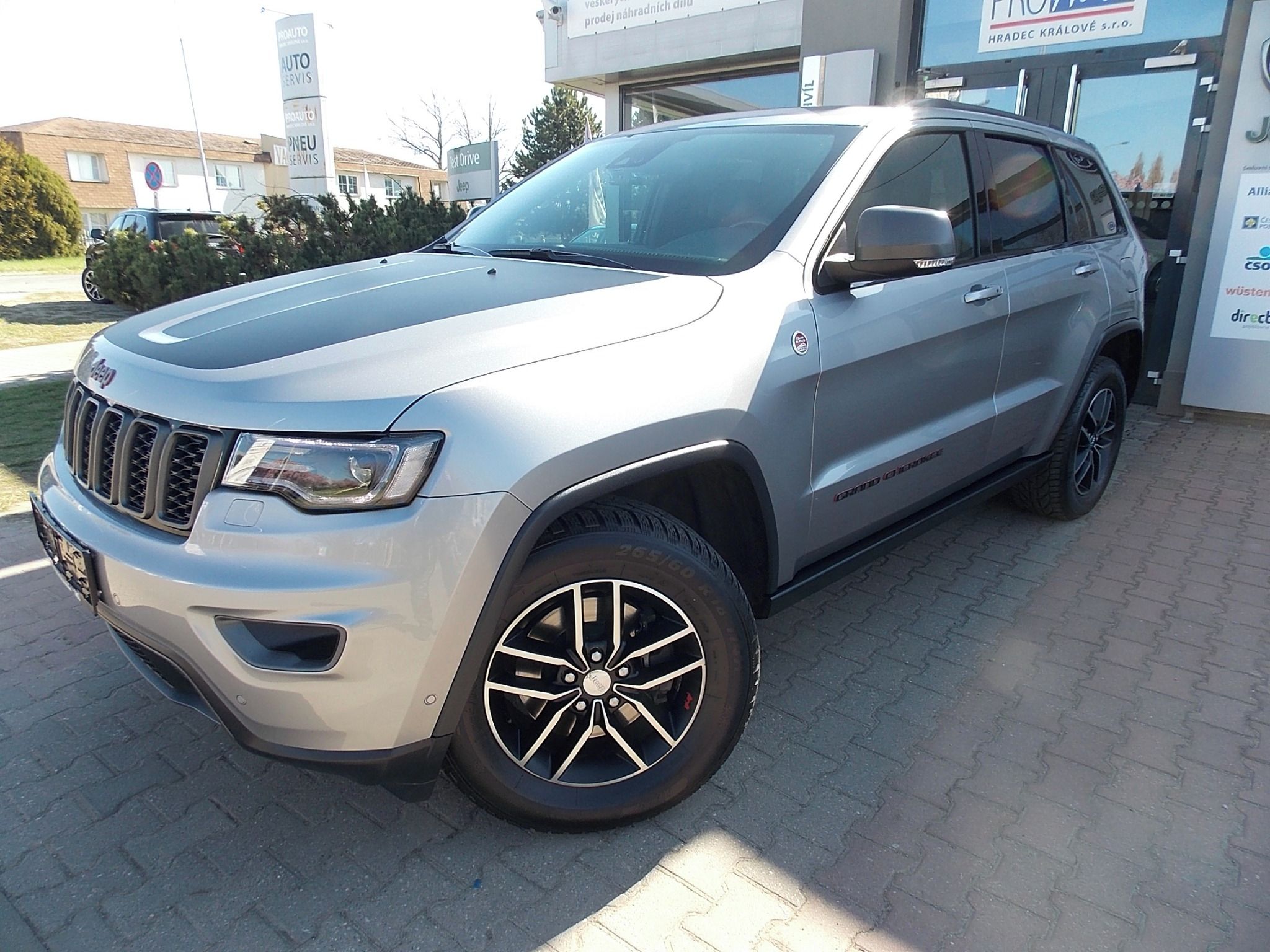 Jeep Grand Cherokee, Traihawk 3,0 V6 CRD, ČR, DPH!