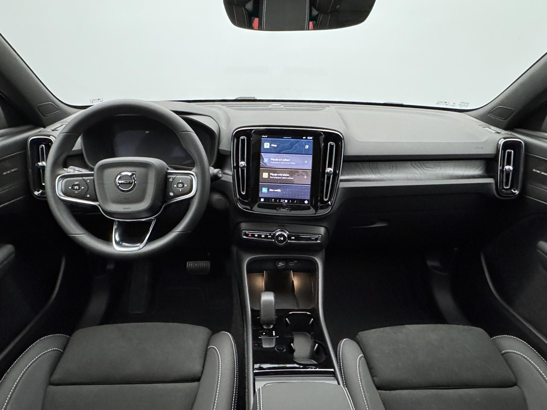 Volvo EX40, PURE ELECTRIC SINGLE ULTRA RWD - fotka 2
