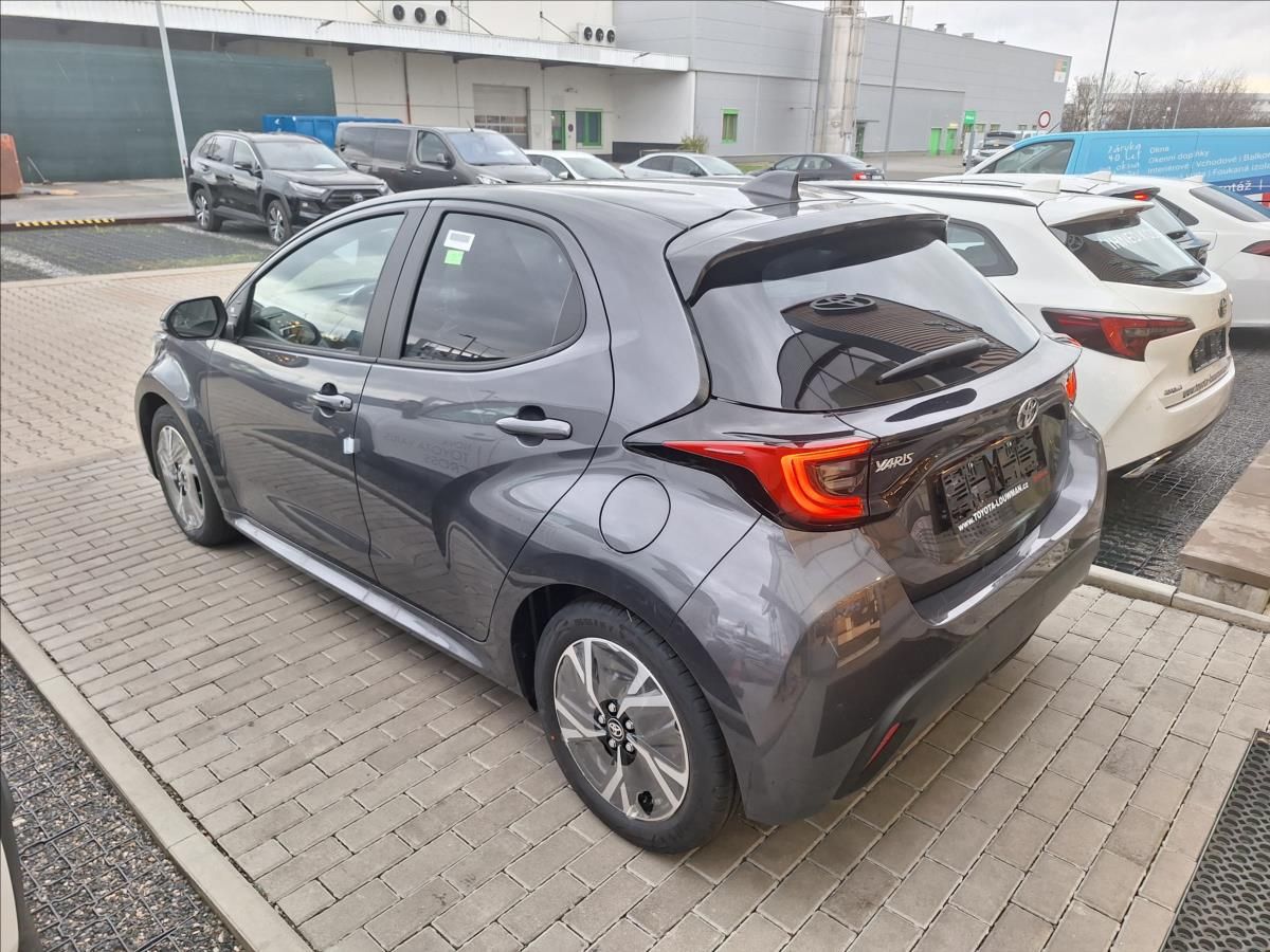 Toyota Yaris, 1.5 Yaris HEV 116  Comfort - fotka 5