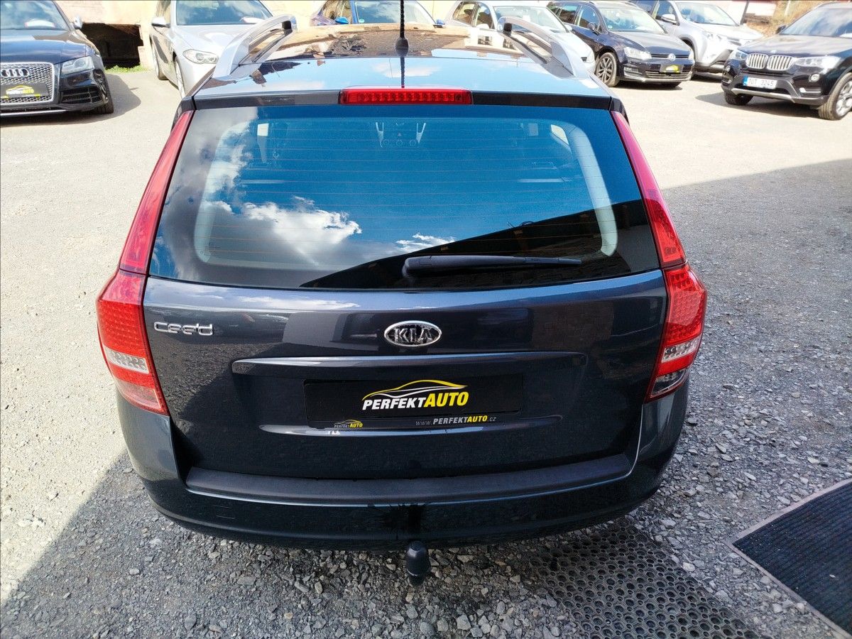 Kia Cee´d, 1,4 i 66kW, ACTIVE, TAŽNÉ ZAŘÍ - fotka 4
