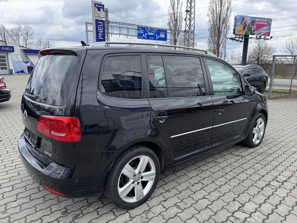 Volkswagen Touran, 2.0 TDI 130 kW DSG Highline - fotka 5