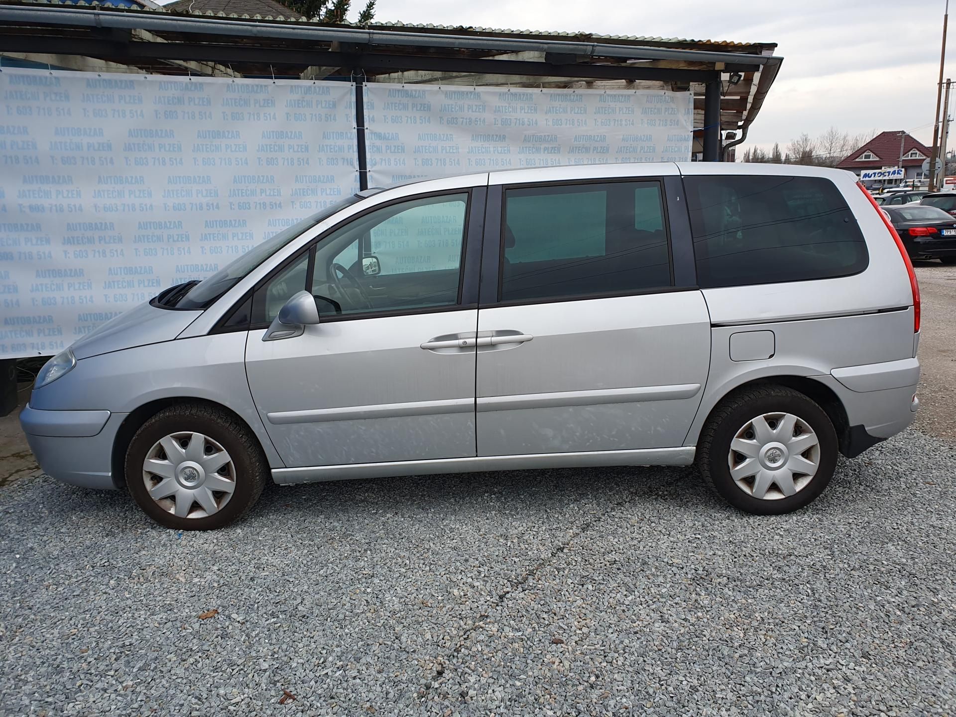Citroën C8, 2.0 HDI 100 KW - fotka 6