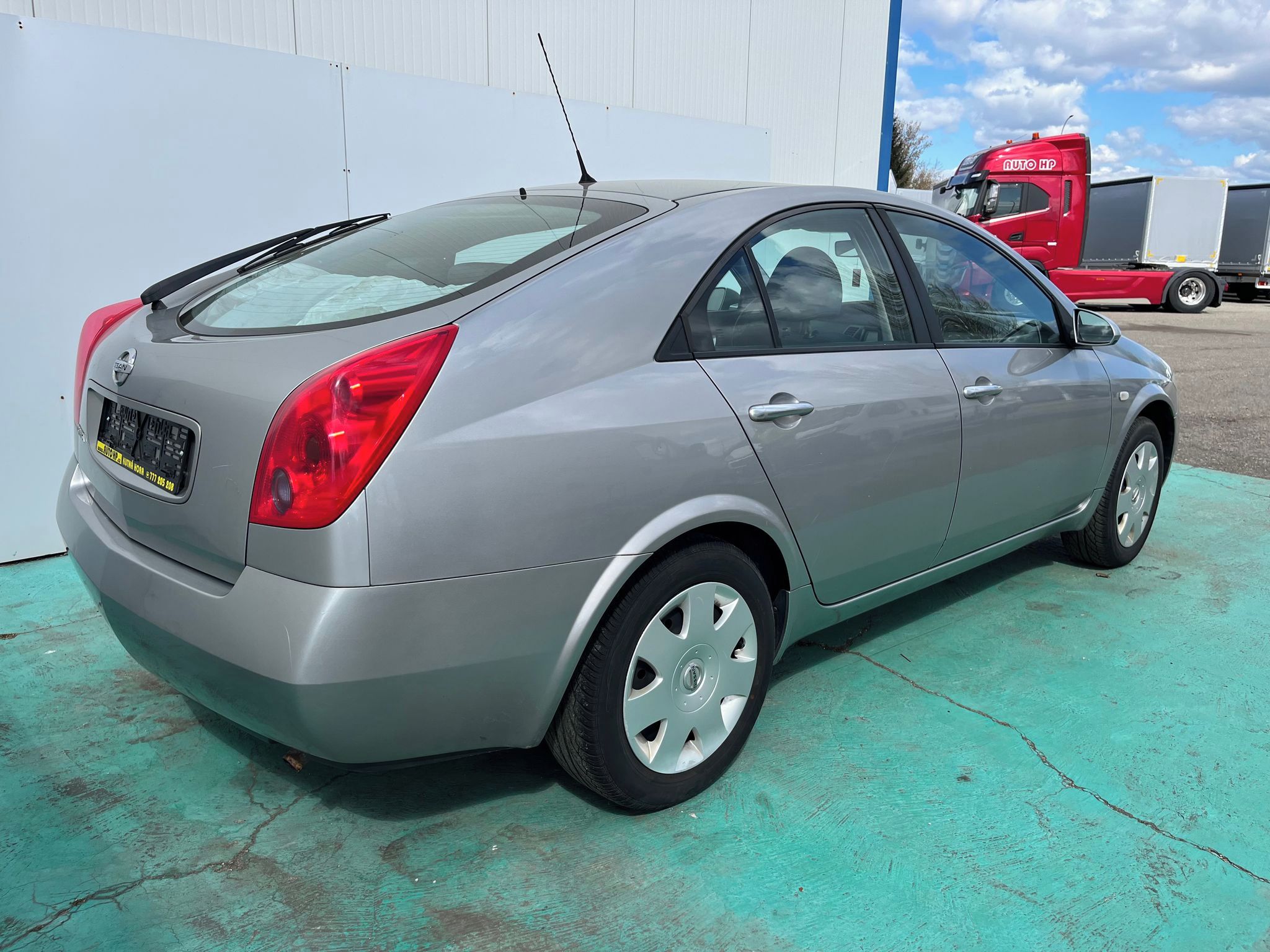 Nissan Primera, 1.8i, 85kW, Klima - fotka 4