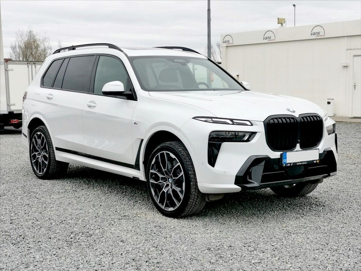BMW X7, xD 40d M-sport/7míst/CZ/1.maj. - fotka 2