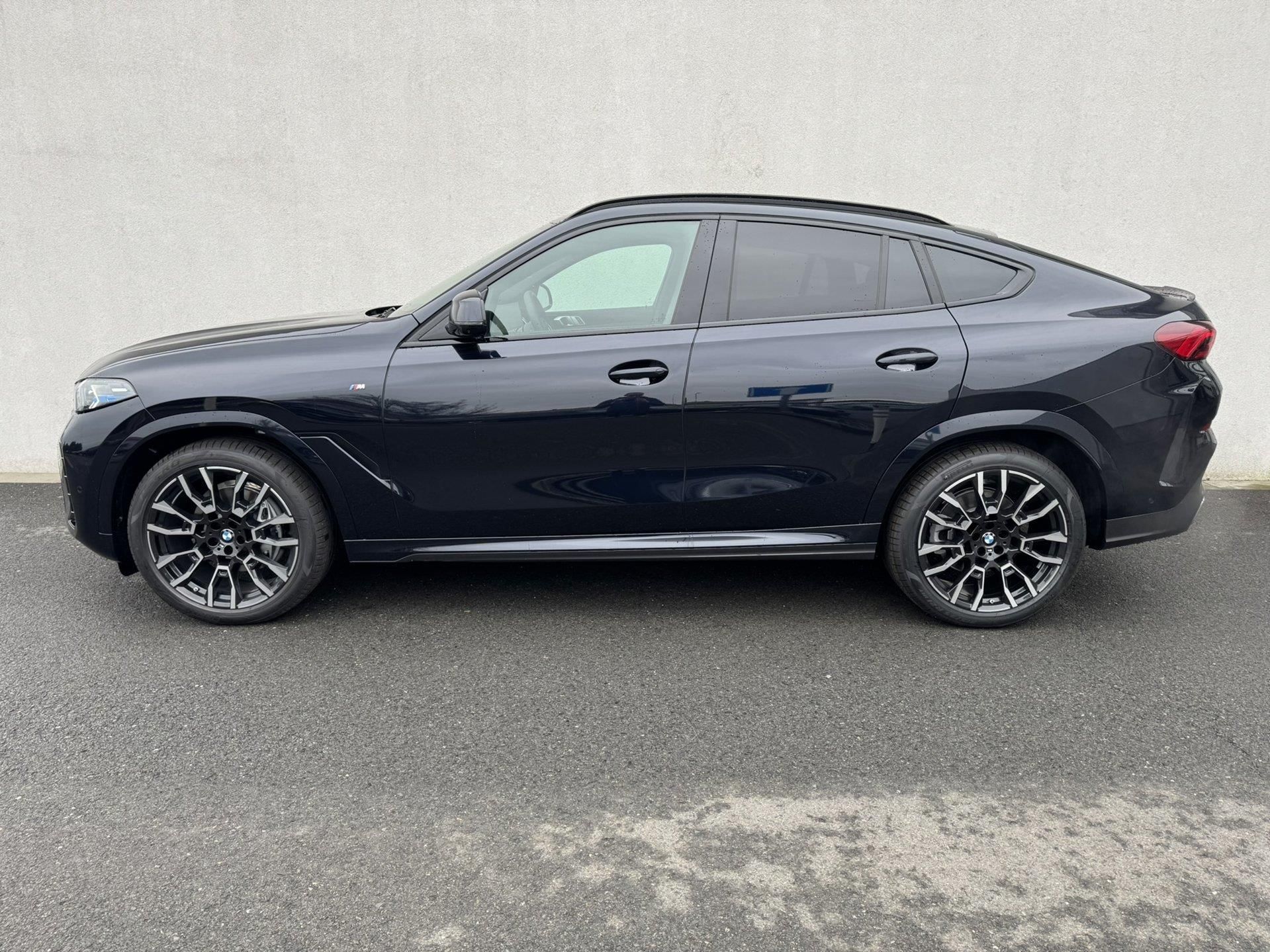 BMW X6, X6 xDrive40d - fotka 4