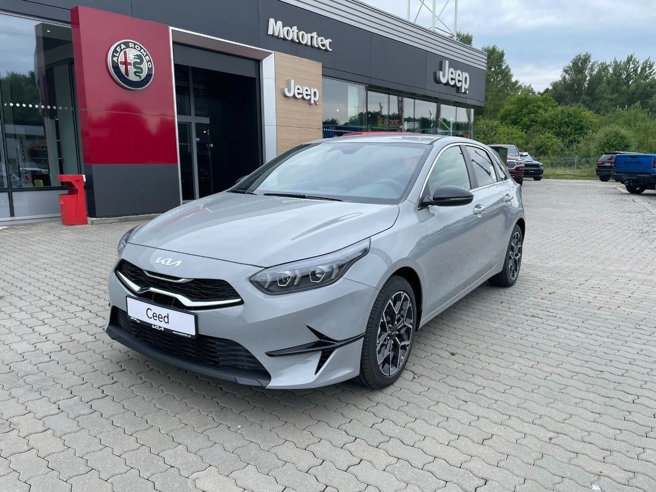 Kia Cee´d, 1,5 T-GDi GPF EDICE 30 MY25 - fotka 3