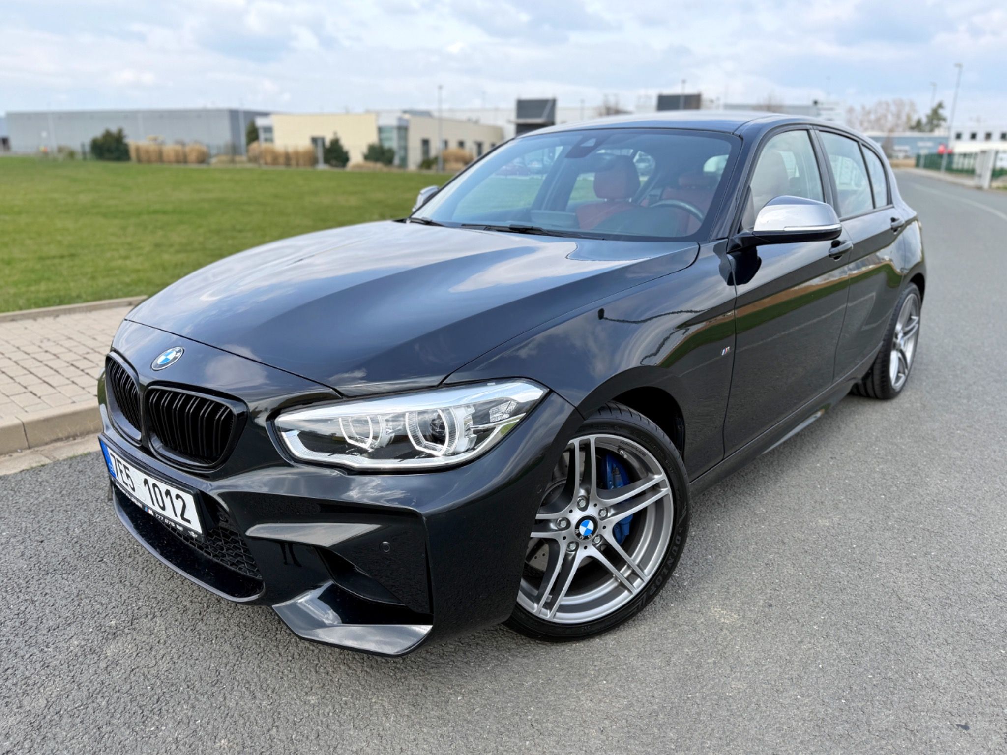 BMW Řada 1, M135i xDRIVE NAVI H/K LED KŮŽE