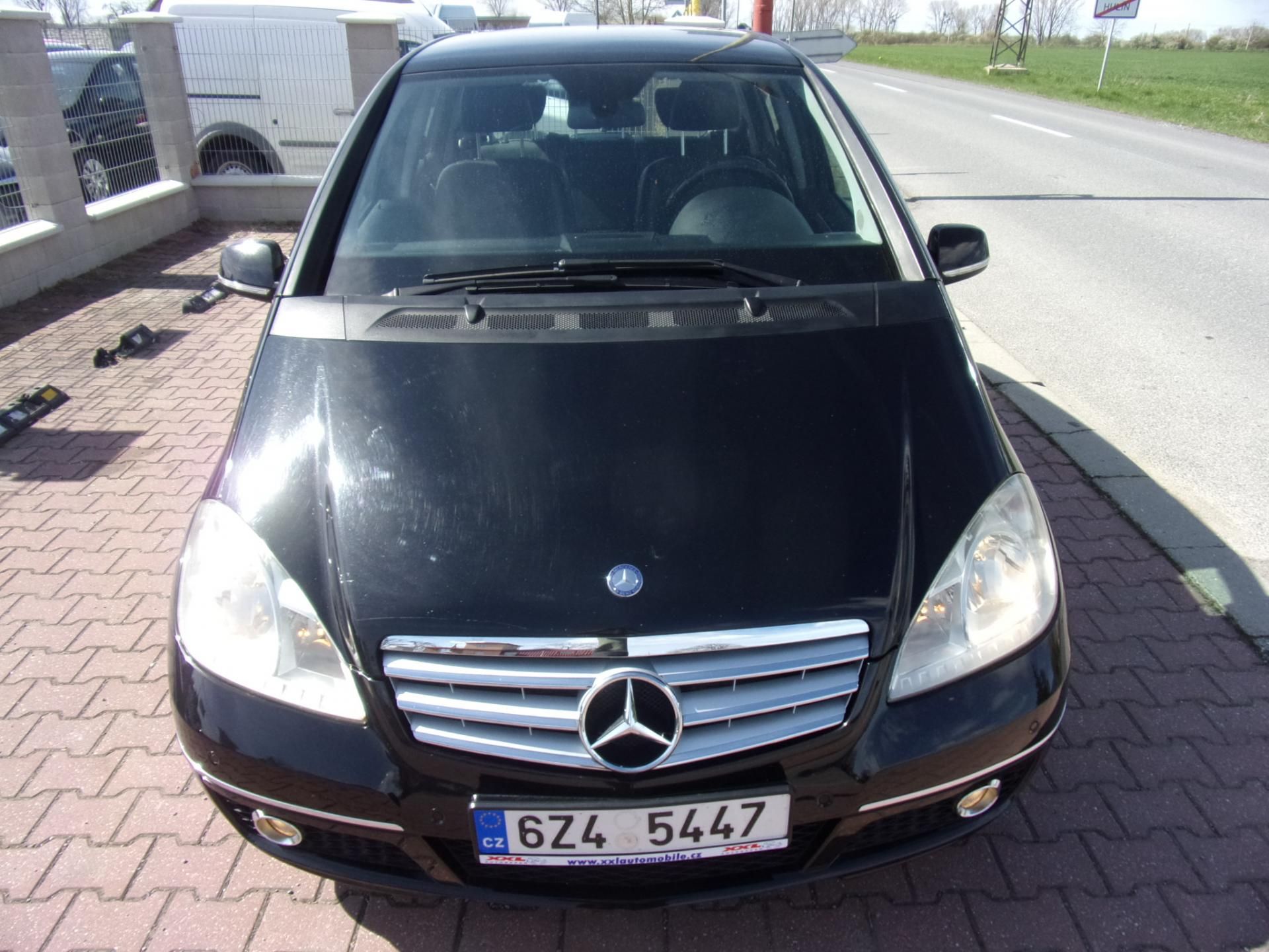 Mercedes-Benz Třídy A, A 1,7i AVANTGARDE 85kW - fotka 4
