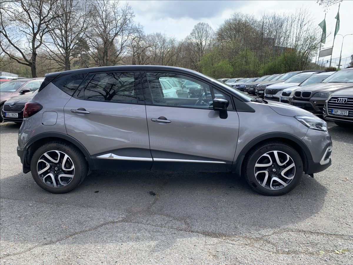 Renault Captur, 1,2 ČR,1.MAJ,SERVISKA - fotka 4