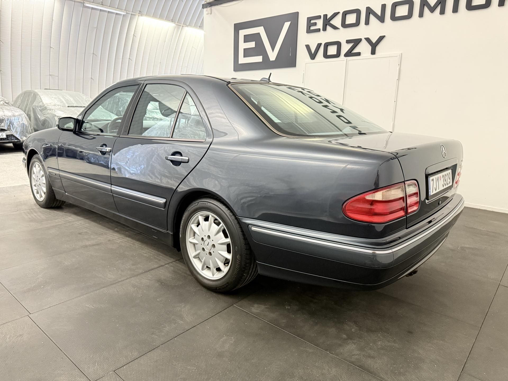 Mercedes-Benz Třídy E, 280I V6 ,150kw, velmi krásný!! - fotka 6