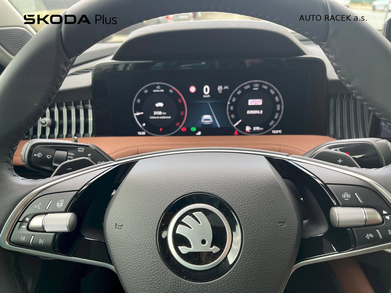 Škoda Superb, 2.0 TDI 110kW L&K Combi DSG - fotka 5