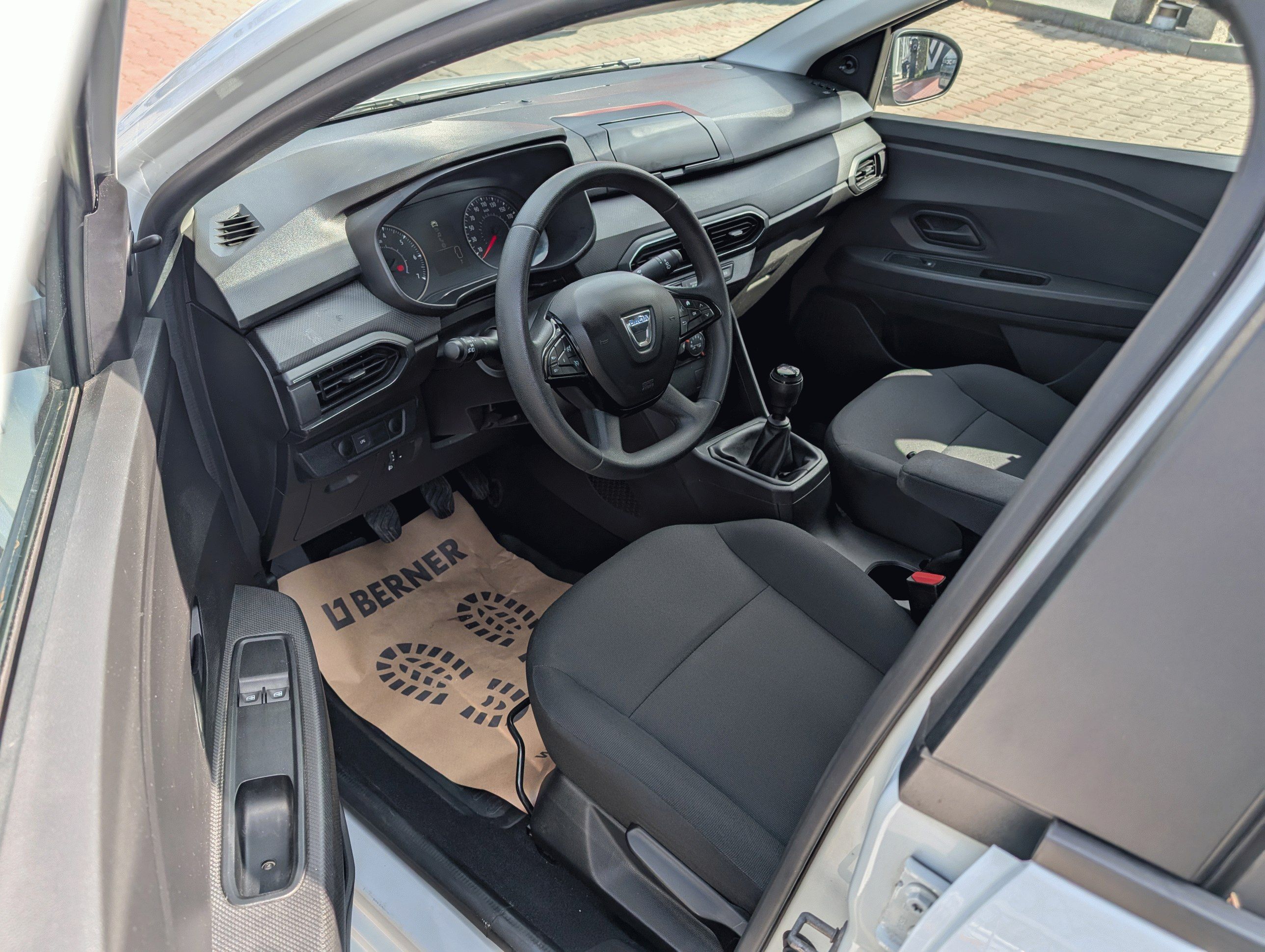 Dacia Sandero, Essential TCe100 LPG - fotka 5