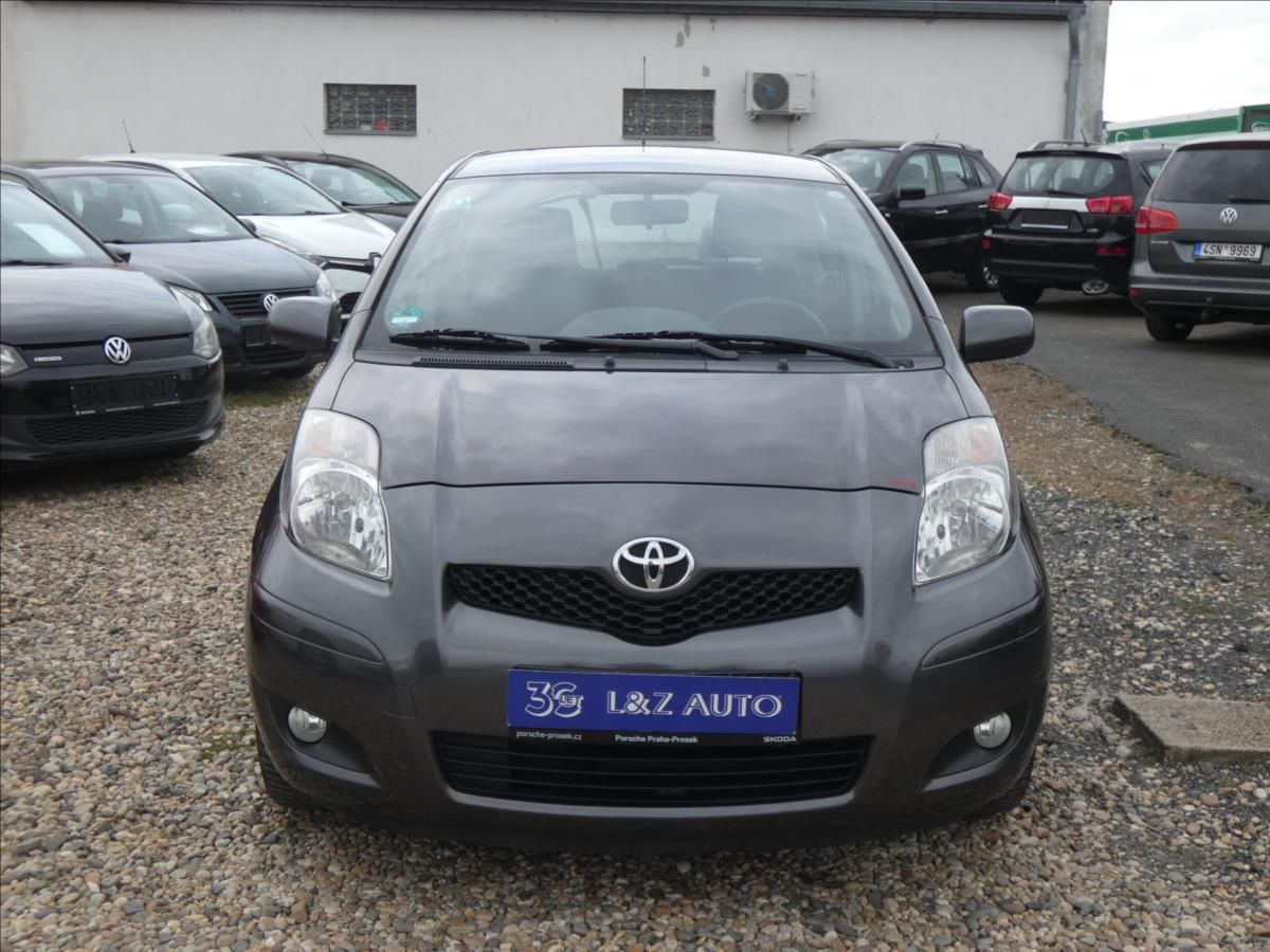 Toyota Yaris, 1,0 VVT-i - fotka 2
