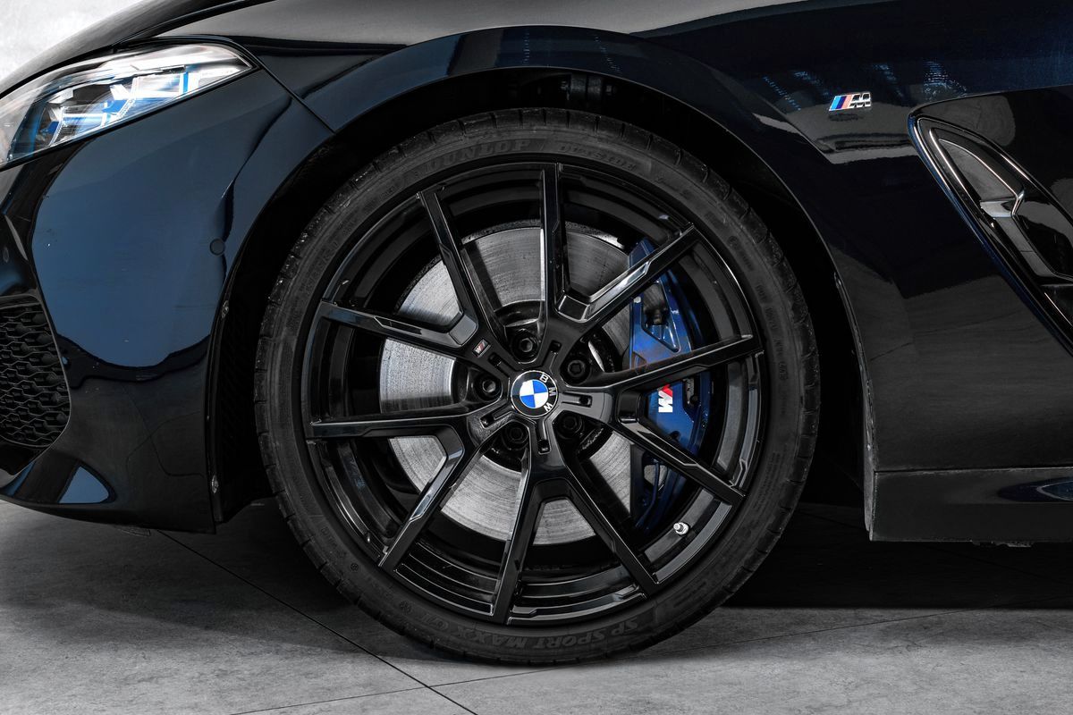 BMW Řada 8, d xDrive Cabrio M-Sport Indivi - fotka 3