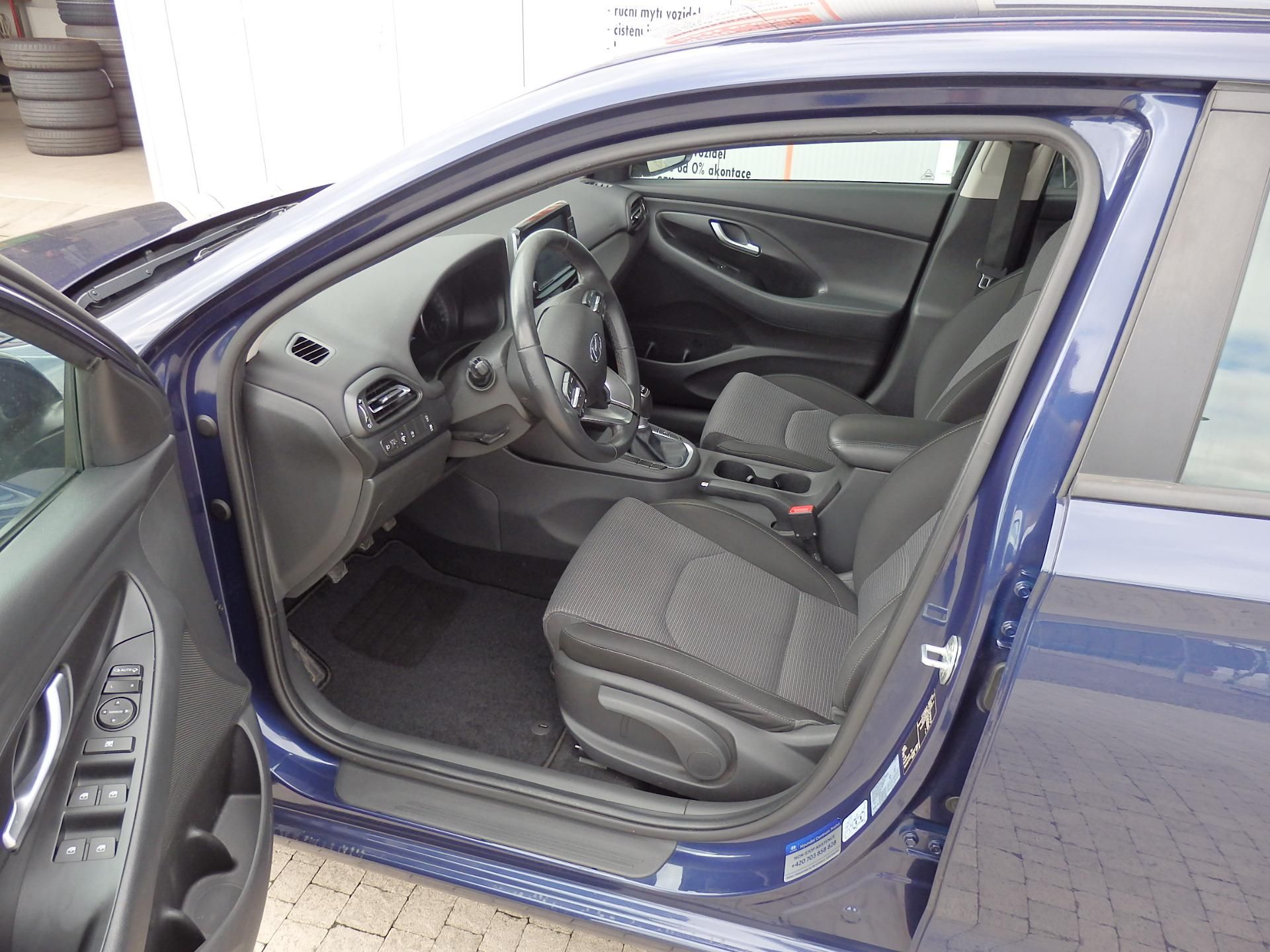 Hyundai i30, FASTBACK 1.0 T-GDI KLIMA, ESP - fotka 5
