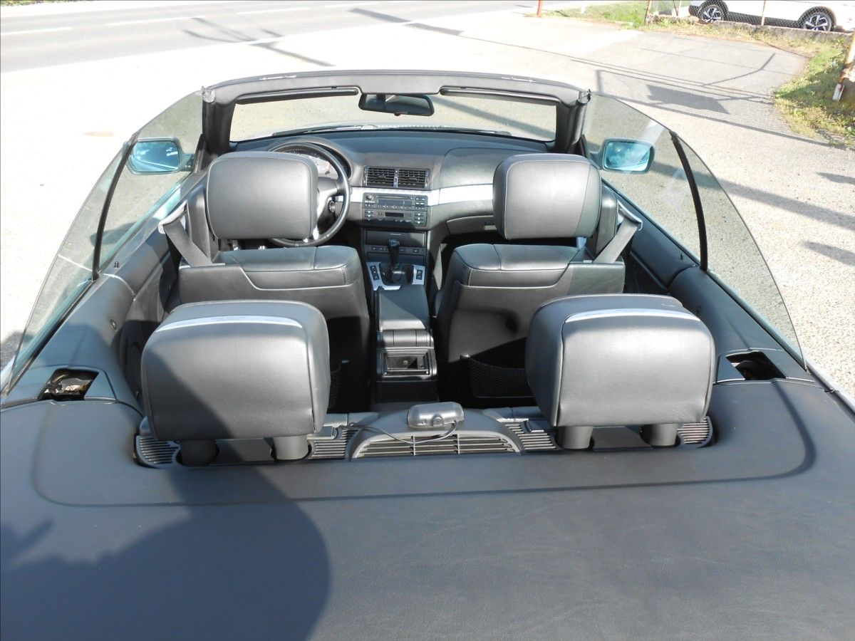 BMW Řada 3, 2,0 318Ci 105 kW Cabrio - fotka 4