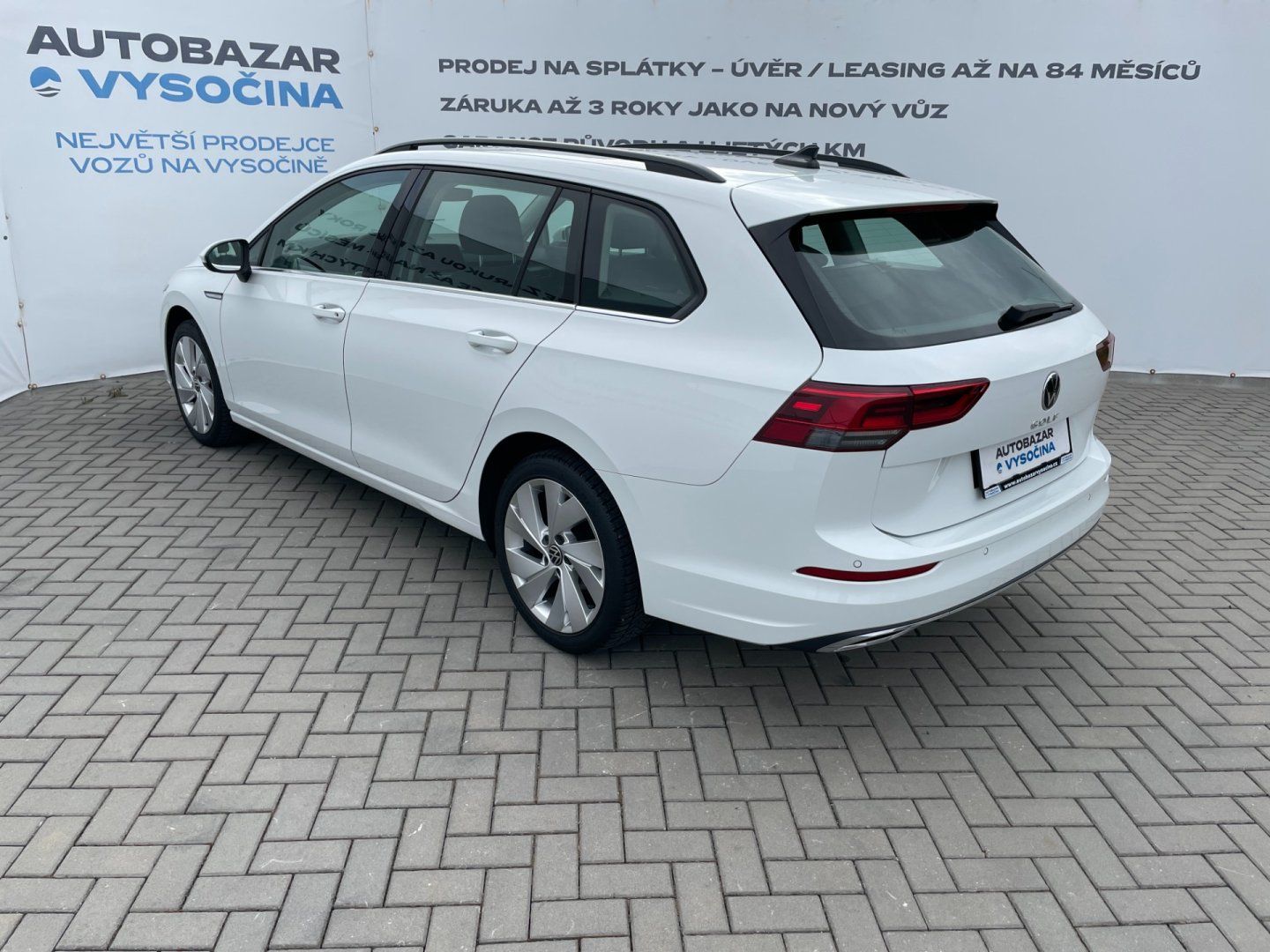 Volkswagen Golf, Com. VIII 2.0TDi STYLE! ČR+1.m - fotka 6