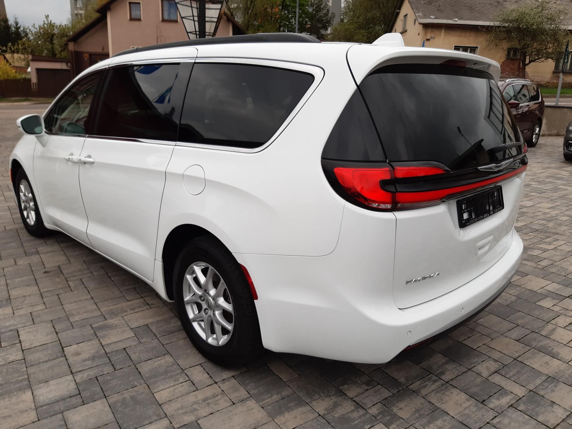 Chrysler Pacifica, 3,6L V6,Top výbava, nový model - fotka 5