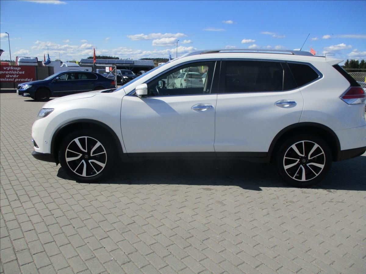 Nissan X-Trail, 1,6 dCi 130 Tekna Automat Pano - fotka 2