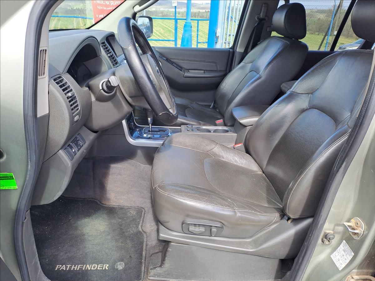 Nissan Pathfinder, 3,0 dCi V6 4x4 AUTOMAT - fotka 5