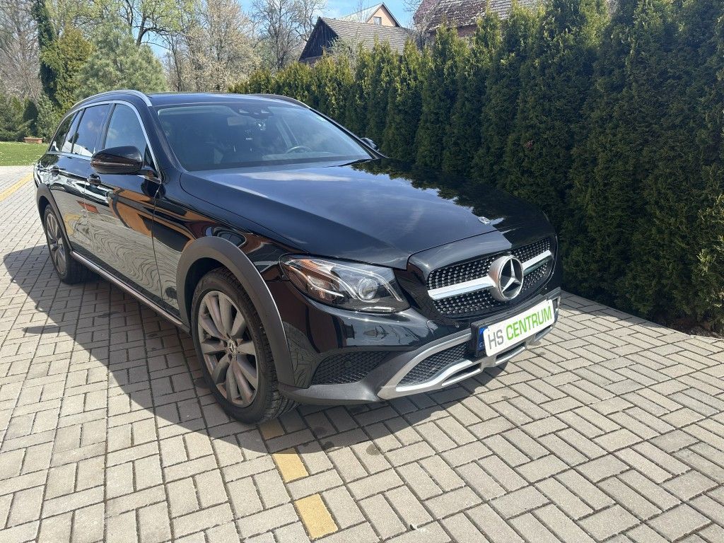 Mercedes-Benz Třídy E, E 220d 4MATIC All-TerrainT