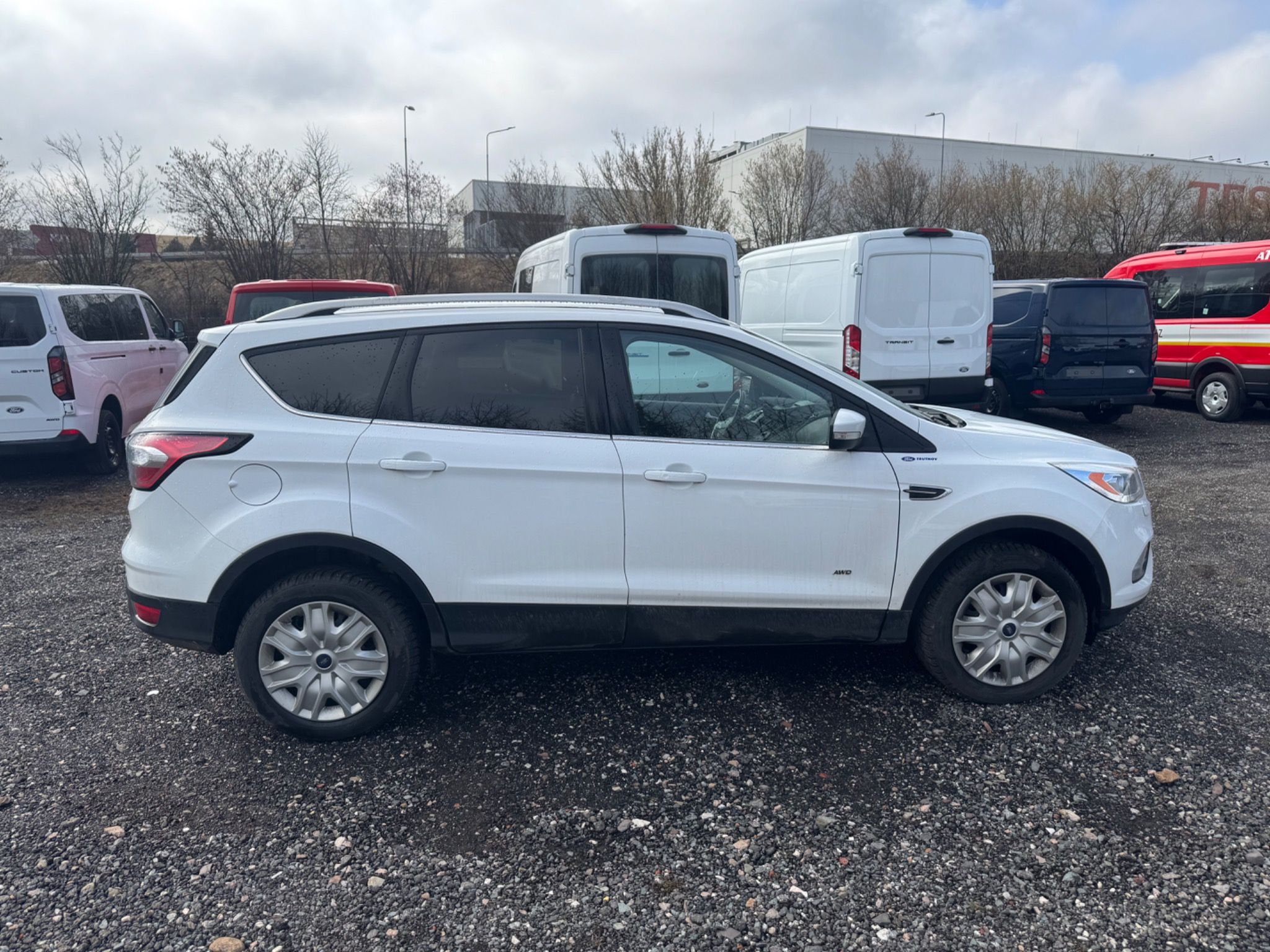 Ford Kuga, 1.5EcoBoost 134 kW TitaniumAWD - fotka 6