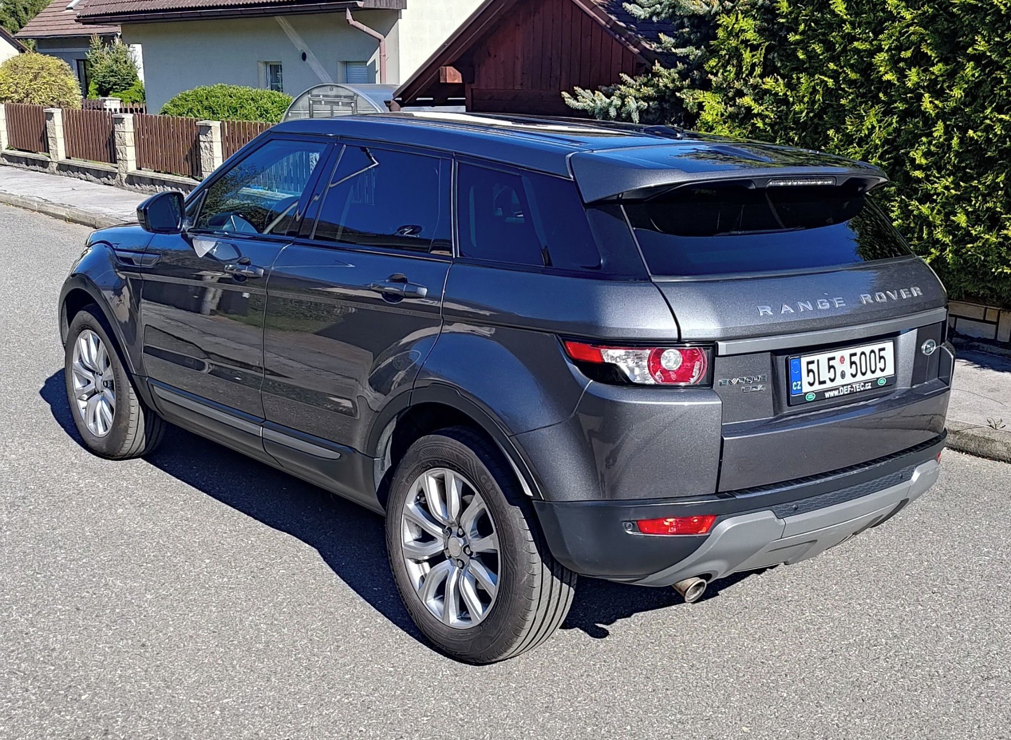 Land Rover Range Rover Evoque, 2.2 TD4  110KW kůže, manual - fotka 5