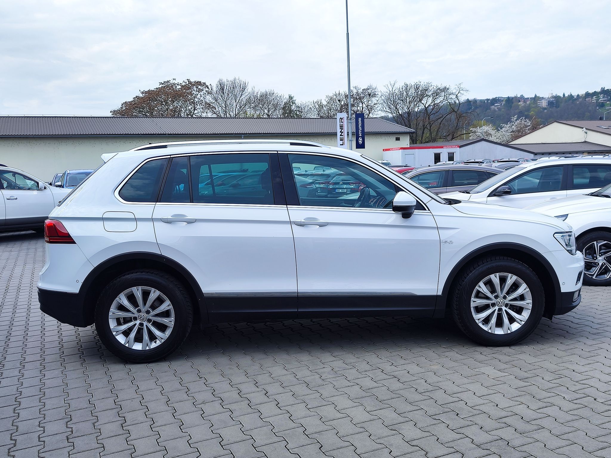 Volkswagen Tiguan, 1.5 TSI/110kW Comfortline - fotka 4