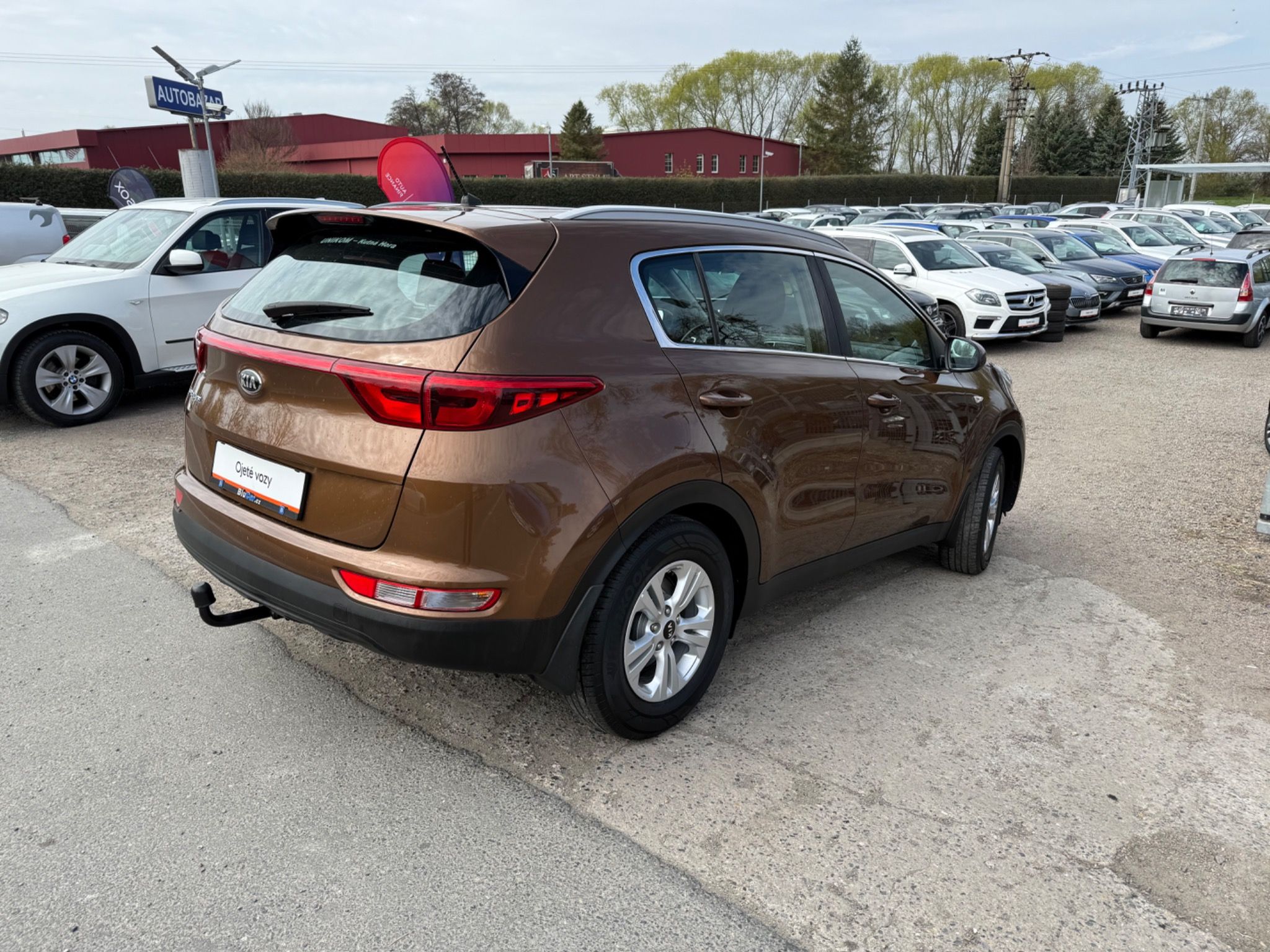 Kia Sportage, 1.6GDi  ČR tažné - fotka 2
