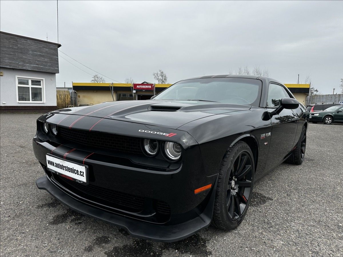 Dodge Challenger, 5,7 Sxt 5.7L 8V - MANUÁL -